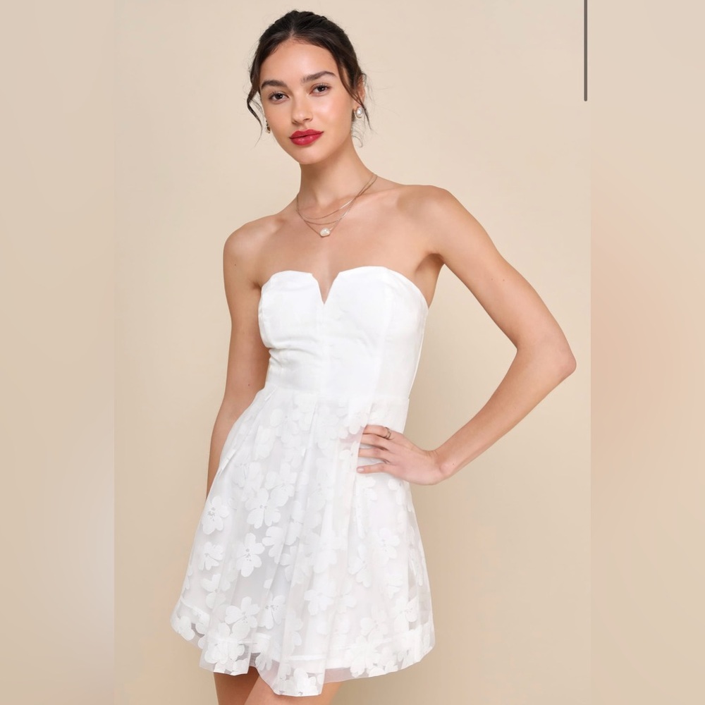 Lulu's White Strapless Fit and Flare Dress